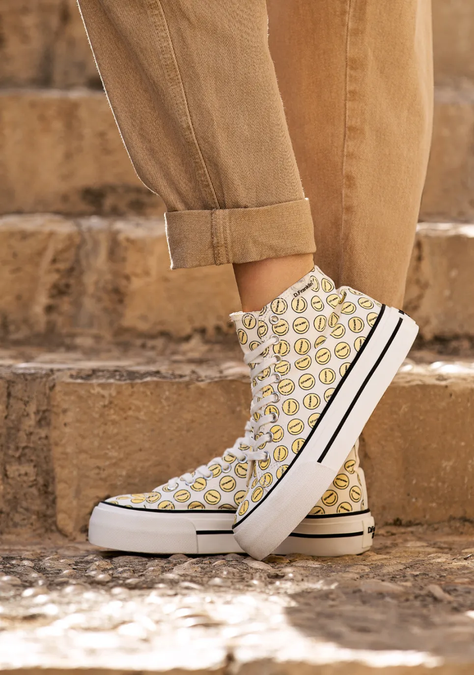 D.Franklin One Way UV Smiley Pattern|Damen Sneakers