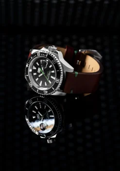 D.Franklin Scuba Diving Brown Steel Black / Black|Damen Mehr Zubehör|Mehr Zubehör