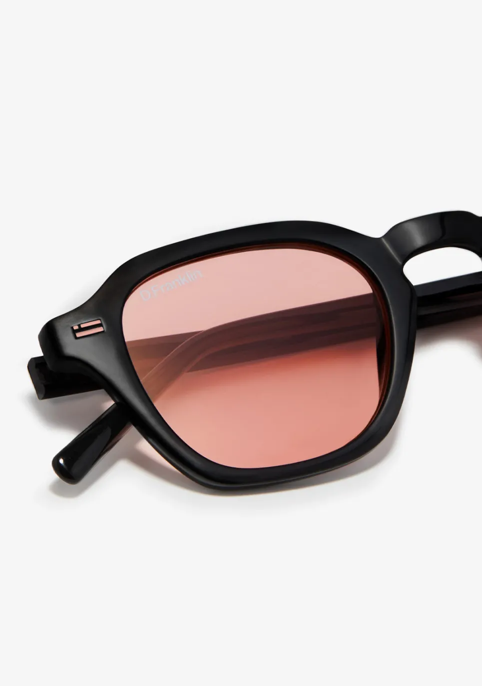 D.Franklin Ultra Light S Square Black / Red|Damen Eckige Sonnenbrillen|Eckige Sonnenbrillen