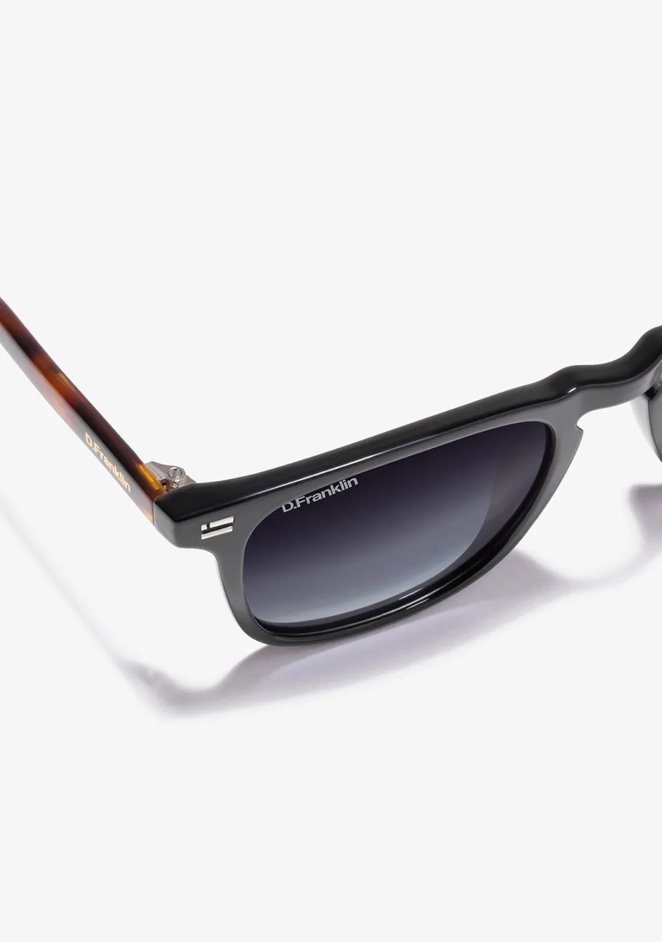 D.Franklin Ultra Light SQ Med Black / Grad Black|Damen Eckige Sonnenbrillen|Polarisierte Sonnenbrillen